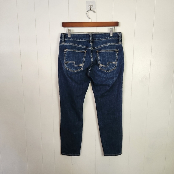 Silver Suki Cropped Denim Jeans Skinny Capri Stretchy Dark Wash Mid Rise Size 28 - Picture 3 of 11